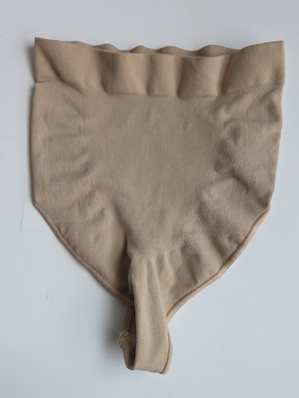NWOT SKIMS High Rise Seamless Shapewear Thong S/M g012